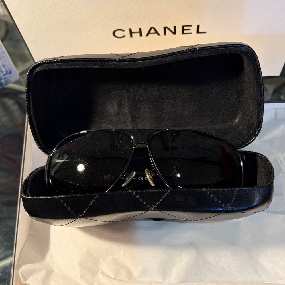 CHANEL Black and Silver Sunglasses - Picture 7 of 8